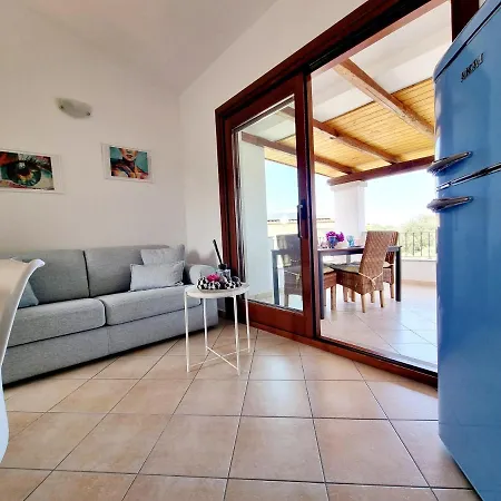 Residenza Porto Istana * 默塔玛丽亚
