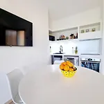 Residenza Porto Istana * Murta Maria