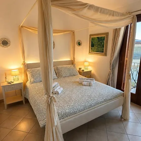 Residenza Porto Istana * Murta Maria